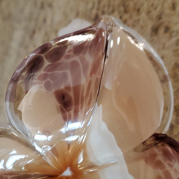 Handblown art glass 3 petales flower spiral stem - Picture 4 of 12